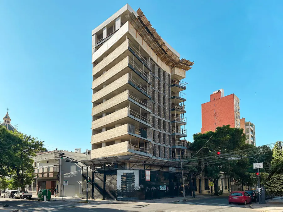 Departamentos de 3 dormitorios con parrilleros y amenities en Barrio Abasto - Imagen 1 de 14