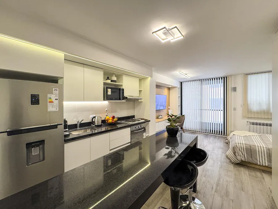 Departamentos Monoambientes, 1 y 2 dormitorios con radiadores y quincho - Imagen 1 de 26