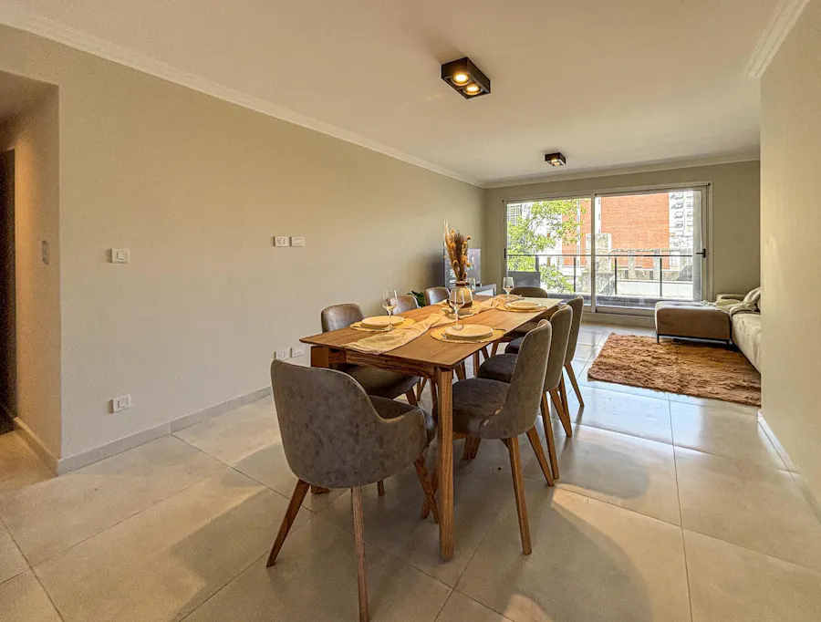 Departamentos de 3 dormitorios con cocina separada en zona río - Imagen 1 de 30