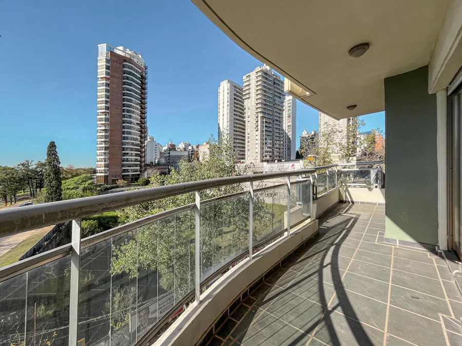Departamento de pisos exclusivos de 3 dormitorios y amenities - Imagen 1 de 16