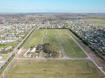 Barrio privado exclusivo con 180 terrenos - Imagen 3