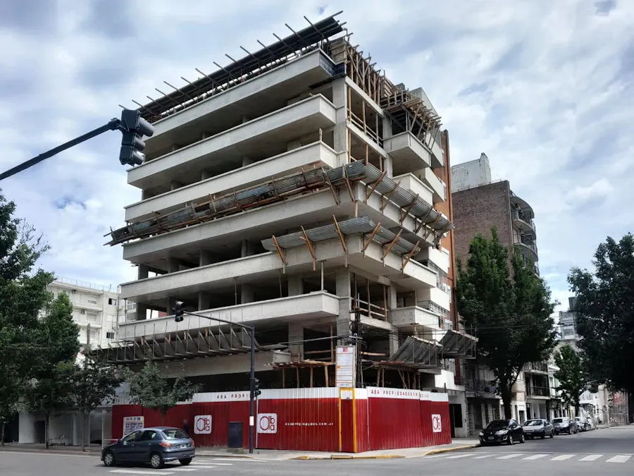 Departamentos monoambientes, 1 y 2 dormitorios en el corazón de Echesortu - Imagen 1 de 10