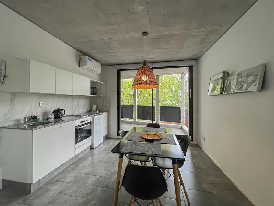 Departamentos monoambientes amoblados, ideal renta, en Pichincha - Imagen 1 de 21