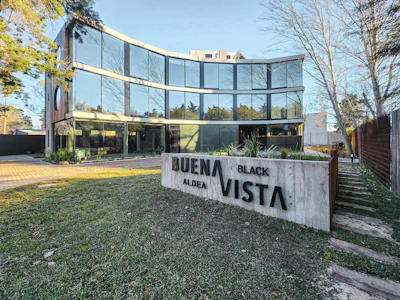 Oficinas en centro comercial de Aldea Fisherton - Imagen 4
