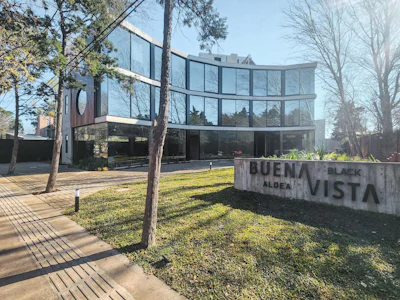 Oficinas en centro comercial de Aldea Fisherton - Imagen 3
