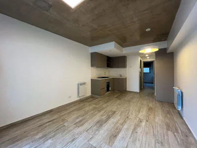 Departamentos de 1 dormitorio con radiadores y parrilleros - Imagen 2