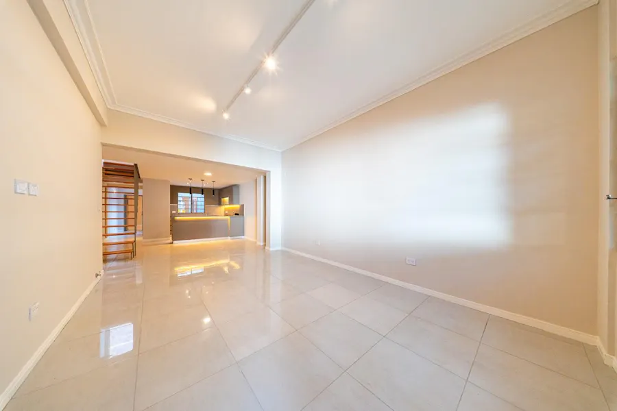 Casa tipo duplex de 3 dormitorios con terrazas, a estrenar - Imagen 1 de 19