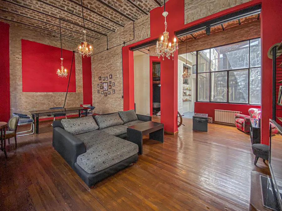 Casa de 3 dormitorios en PA con quincho y terraza propia - Imagen 1 de 35