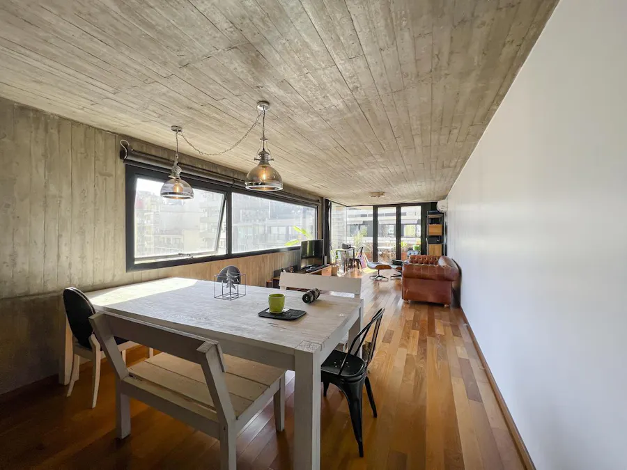 Departamento de diseño con 2 dormitorios y amenities en zona río - Imagen 1 de 25