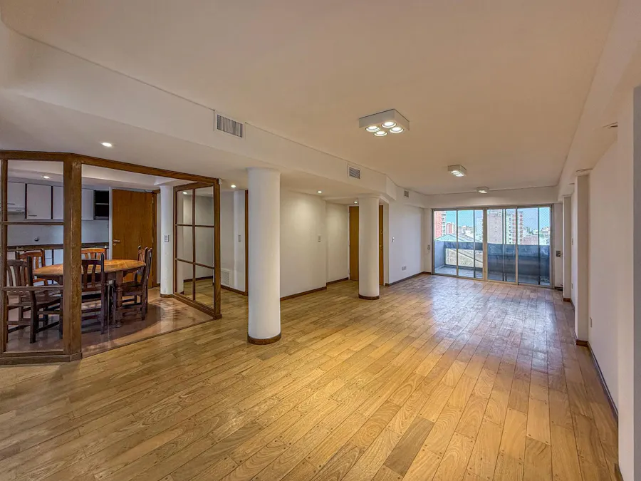 Departamento piso exclusivo de 4 dormitorios, 4 baños y 2 cocheras - Imagen 1 de 39