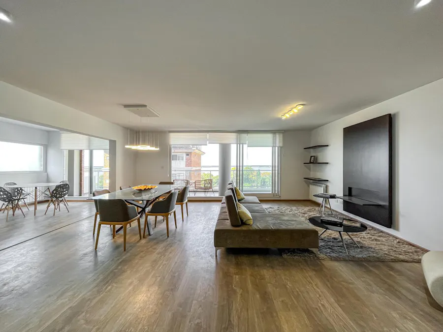 Departamento de 3 dormitorios más comodín, vista al río y amenities - Imagen 1 de 54