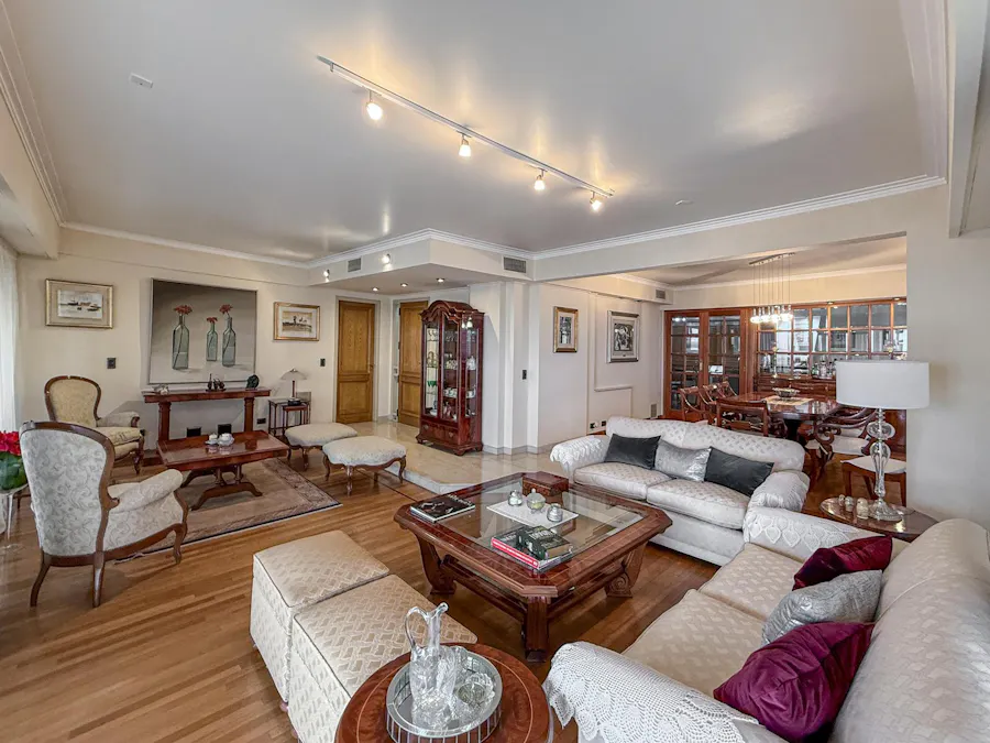 Departamento de 4 dormitorios con vista al río y amenities - Imagen 1 de 29