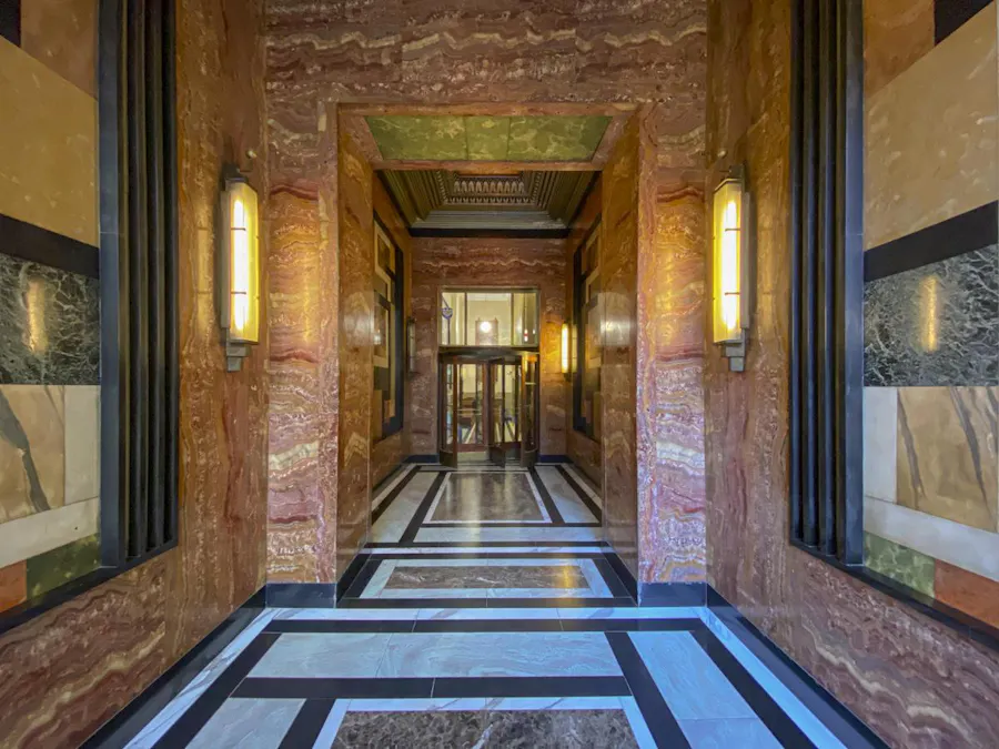 Oficina de 370m² en Palacio Minetti - Imagen 1 de 23