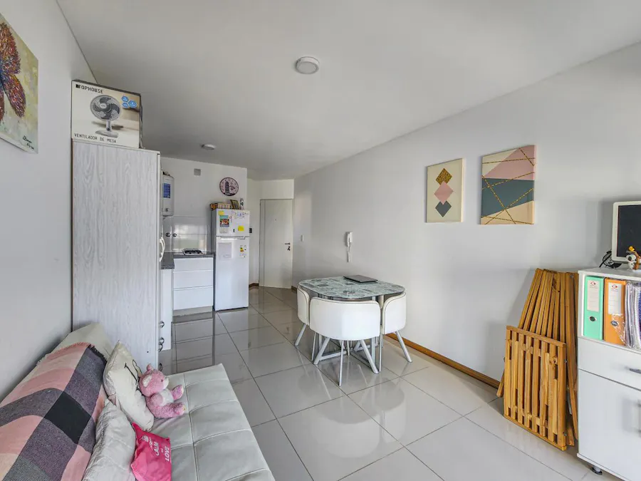 Departamento monoambiente contrafrente Alquilado en el Centro - Imagen 1 de 11