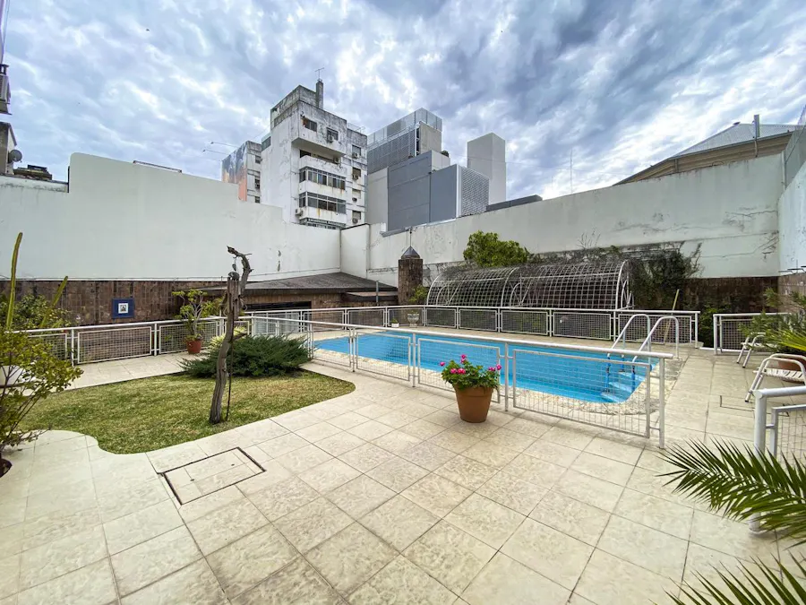 Departamento de 3 dormitorios gigante con pileta y quincho propio - Imagen 1 de 42