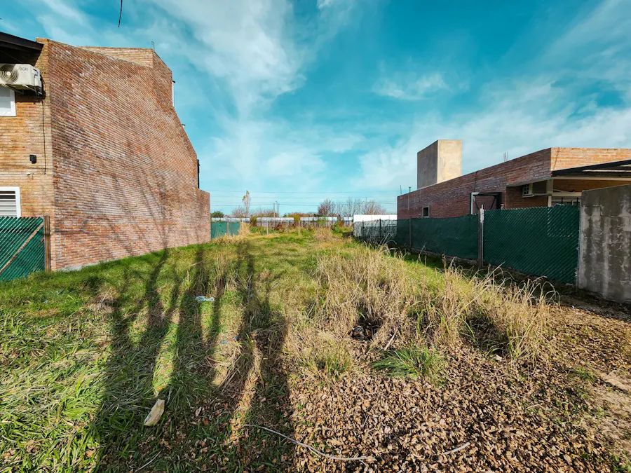 Terreno de oportunidad en Fisherton, a metros de Av. Newbery - Imagen 1 de 12