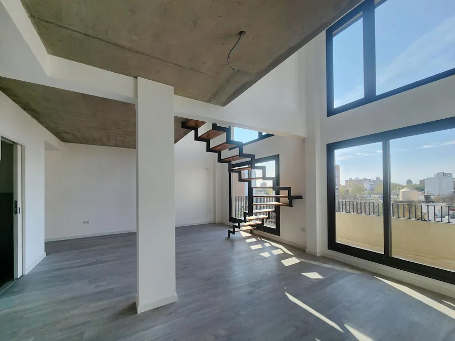 Departamento Duplex de 2 dormitorios a estrenar en Echesortu - Imagen 1 de 17