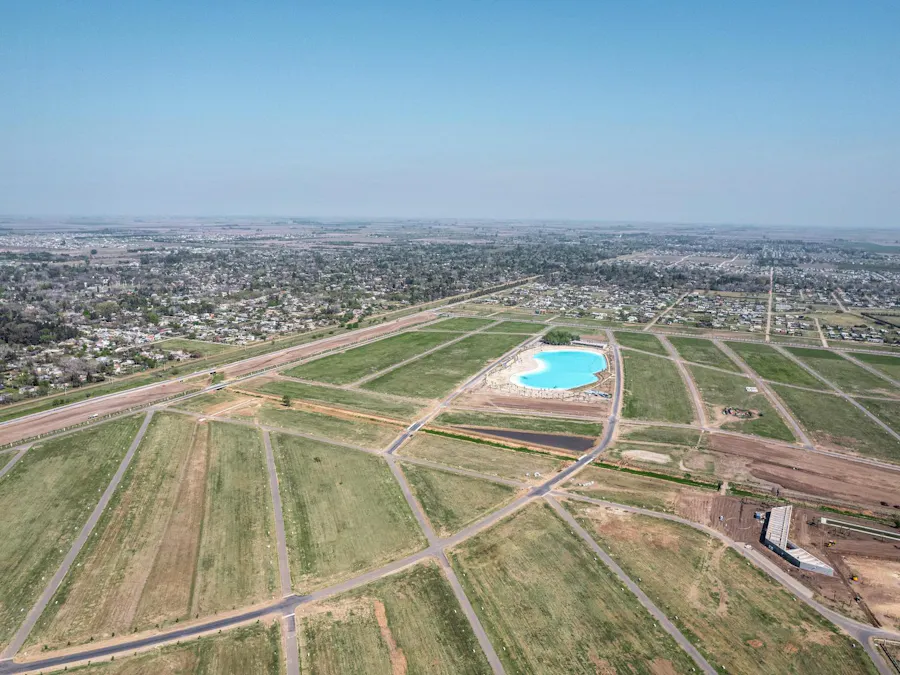 Terreno de 600m² con frente Sur en Vida Lagoon - Imagen 1 de 20