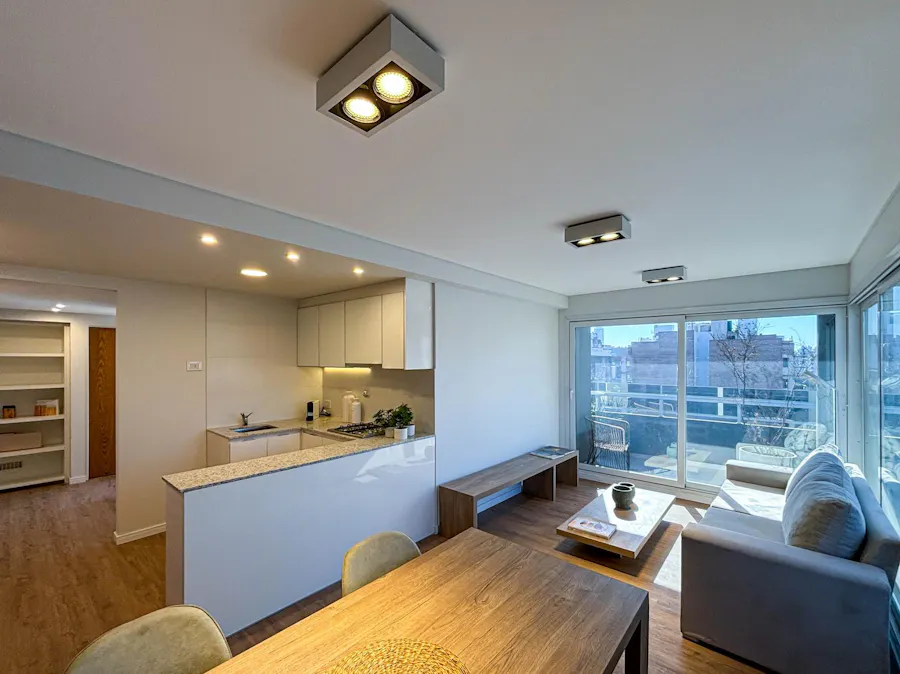 Departamento de 2 dormitorios con terraza exclusiva a estrenar - Imagen 1 de 31