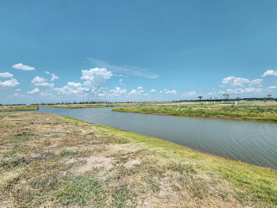 Terreno al Norte con posibilidad de lindero en Funes Lakes - Imagen 1 de 29