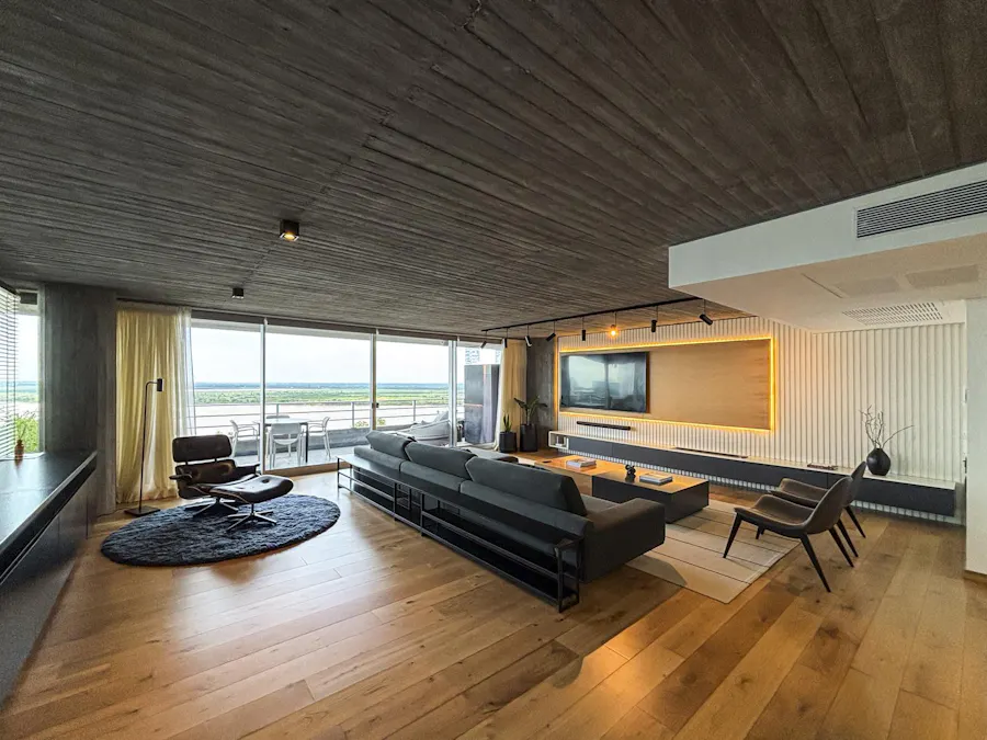 Departamento de 3 dormitorios en suite con amenities y vista al río - Imagen 1 de 41