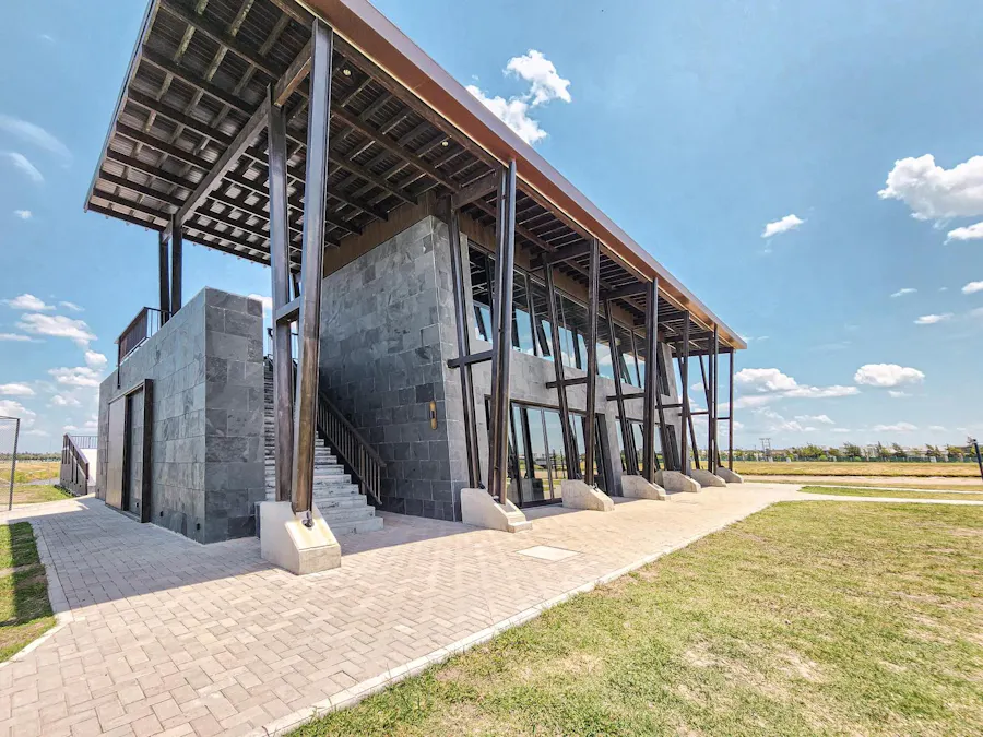 Excelente terreno en la isla H y emplazado en esquina - Imagen 1 de 28