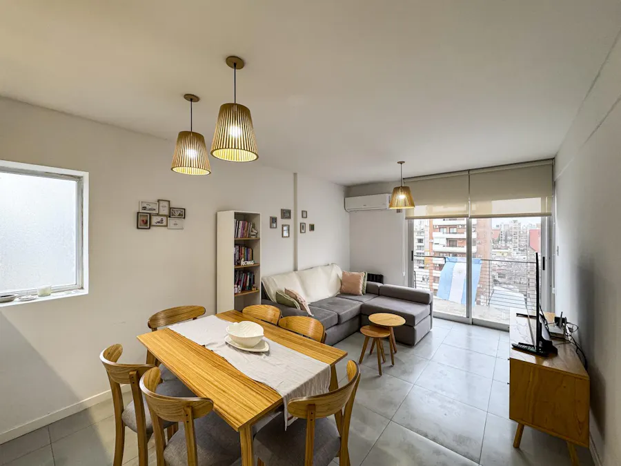 Departamento de 2 dormitorios con cochera en Lourdes - Imagen 1 de 29