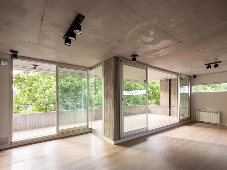 Departamento de 3 dormitorios piso exclusivo y amenities en Lourdes - Imagen 1 de 6