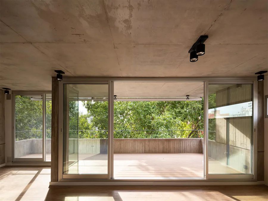 Departamento de 3 dormitorios con terraza exclusiva en Lourdes - Imagen 1 de 6