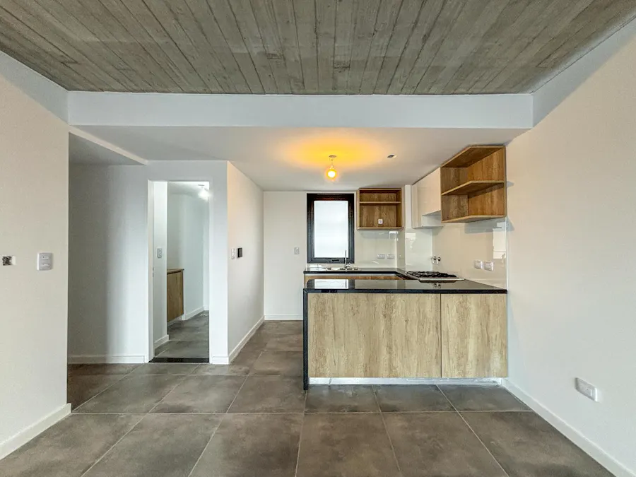 Departamento de 2 dormitorios con balcón terraza - Imagen 1 de 23