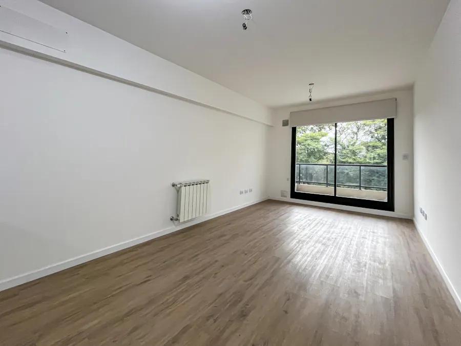 Departamento de 3 dormitorios a estrenar con radiadores frente al Parque Independencia - Imagen 1 de 31