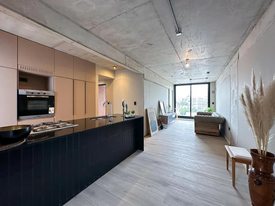 Departamento de 2 dormitorios con 2 baños y amenities en Pichincha - Imagen 1 de 26