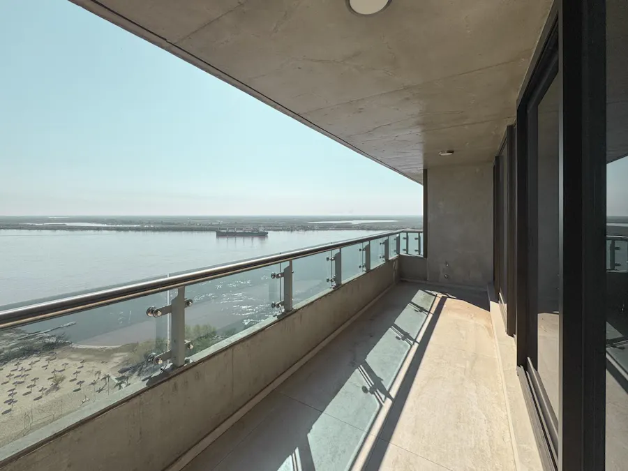 Departamento de 1 dormitorio con vista al río y amenities en Alberdi - Imagen 1 de 36