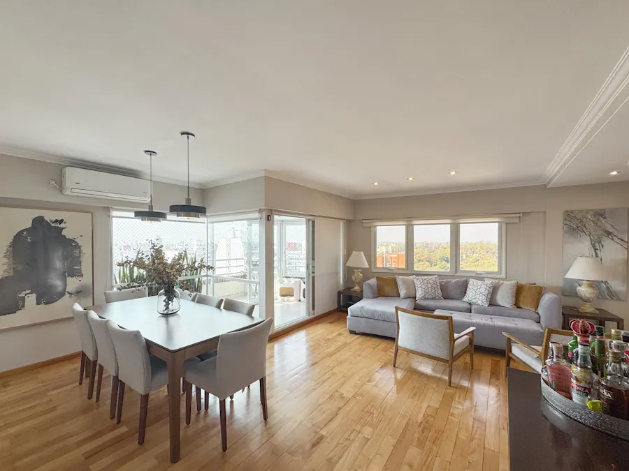 Departamento de 3 dormitorios con cochera y amenities en Lourdes - Imagen 1 de 51