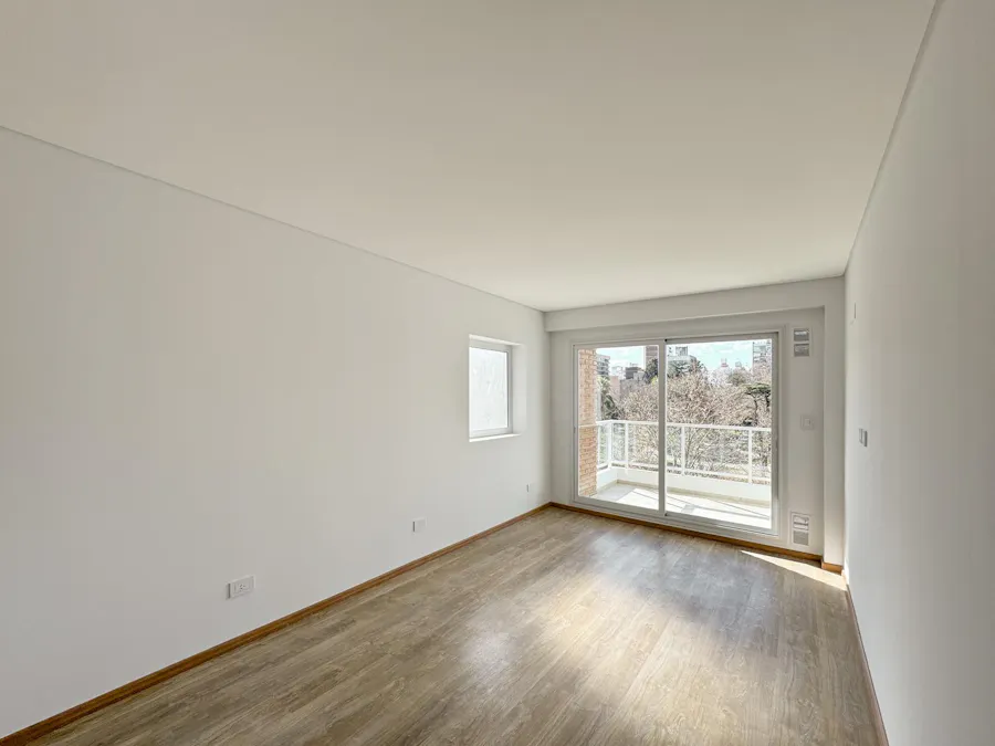 Departamento amplio de 1 dormitorio a estrenar con amenities en Abasto - Imagen 1 de 37