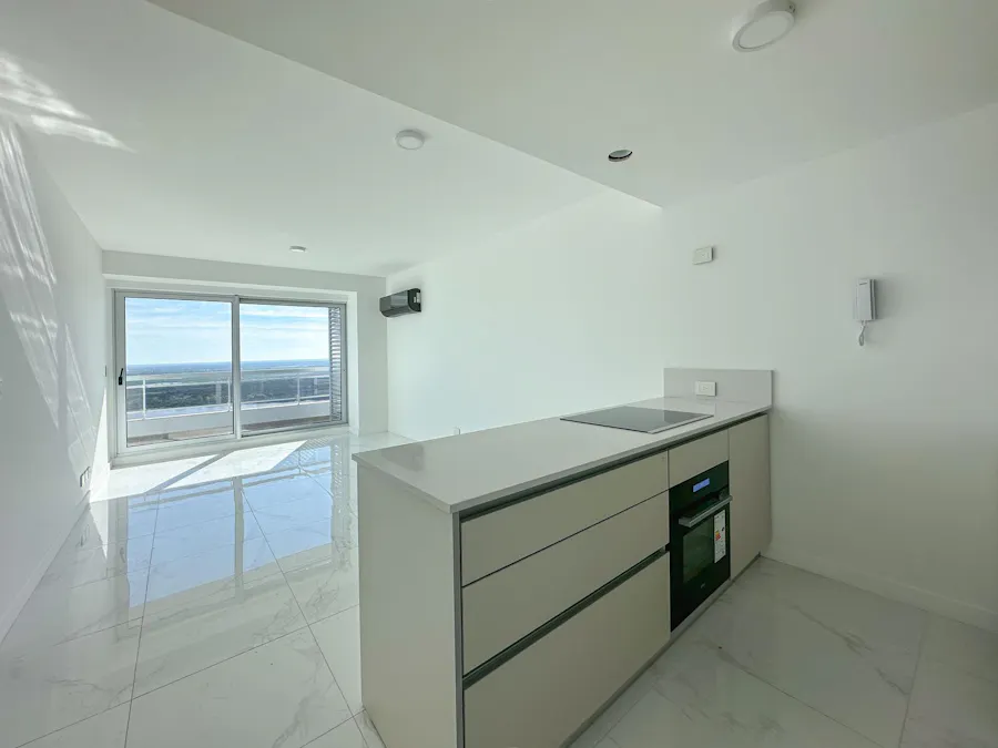 Departamento de 1 dormitorio con cochera y amenities en Alquiler - Imagen 1 de 21