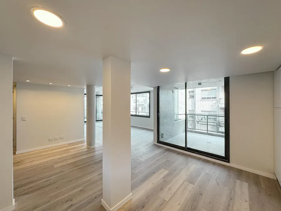 Departamento de 3 dormitorios piso exclusivo con parrillero a estrenar - Imagen 1 de 28