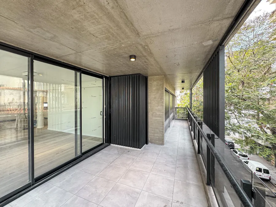 Departamento de 3 dormitorios piso exclusivo con parrillero a estrenar - Imagen 1 de 27