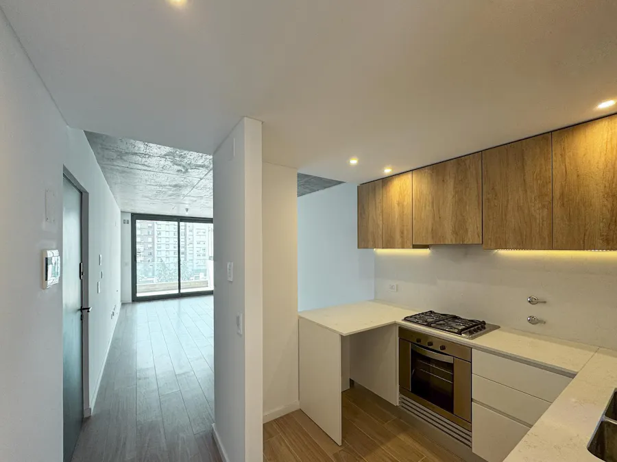 Departamento de 1 dormitorio a estrenar y amenities en zona río - Imagen 1 de 29