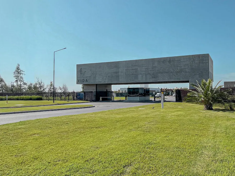 Terreno frente norte con amenities en Vida Barrio Cerrado, Funes - Imagen 1 de 17