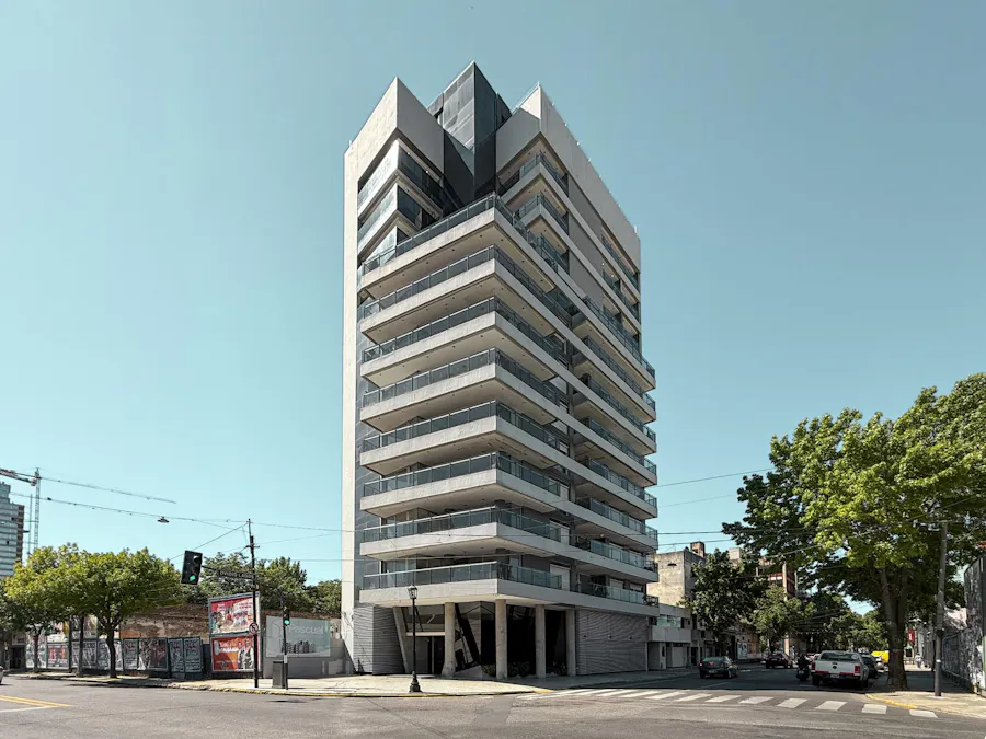 Departamento de 2 dormitorios de calidad con mega balcón y amenities - Imagen 1 de 22