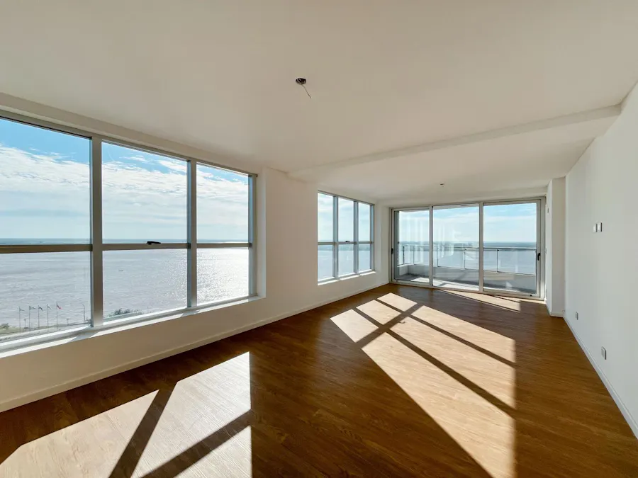 Departamento de 3 dormitorios con 3 baños, cochera y amenities en alquiler - Imagen 1 de 34