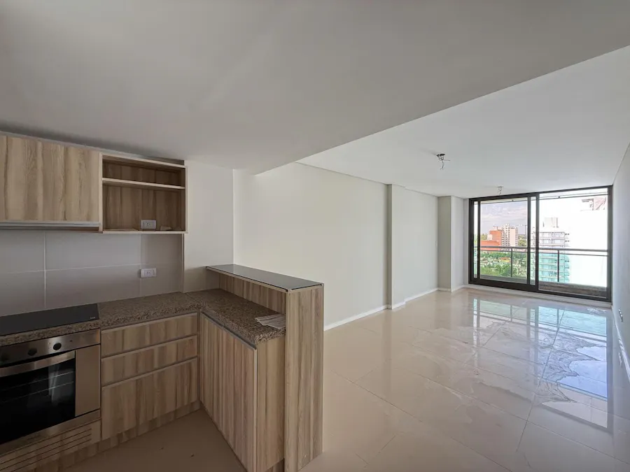 Departamento monoambiente grande a estrenar con balcón en Lourdes - Imagen 1 de 7