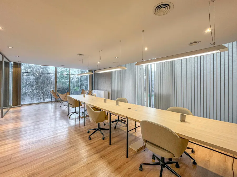 Oficina de diseño en edificio de categoría en la zona de Countries - Imagen 1 de 16