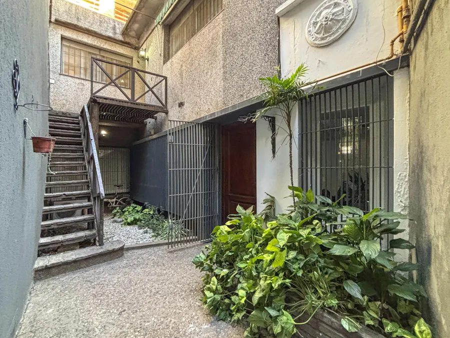 Casa en PA con 2 dormitorios y balcón en Zona río - Imagen 1 de 24