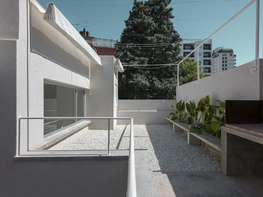 Casa de 3 dormitorios con patio y terraza en el Centro - Imagen 1 de 30
