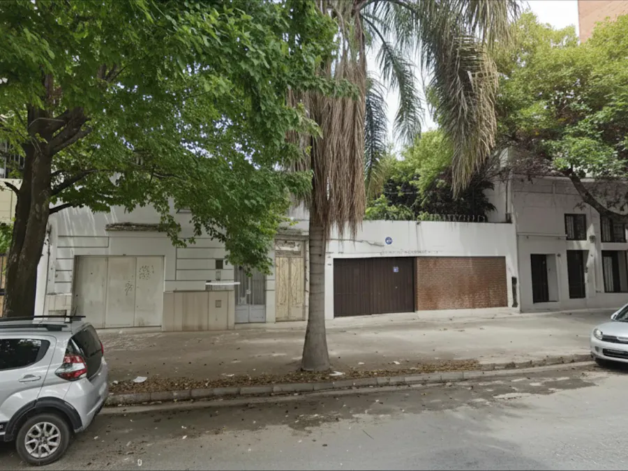 Terreno apto edificación en altura sobre corredor urbano de Abasto - Imagen 1 de 1