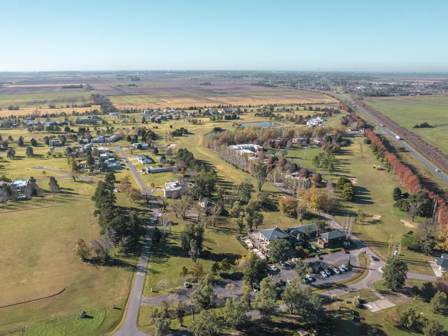Terreno central con amenities en el mejor Country de Ibarlucea, La Rinconada - Imagen 1 de 32