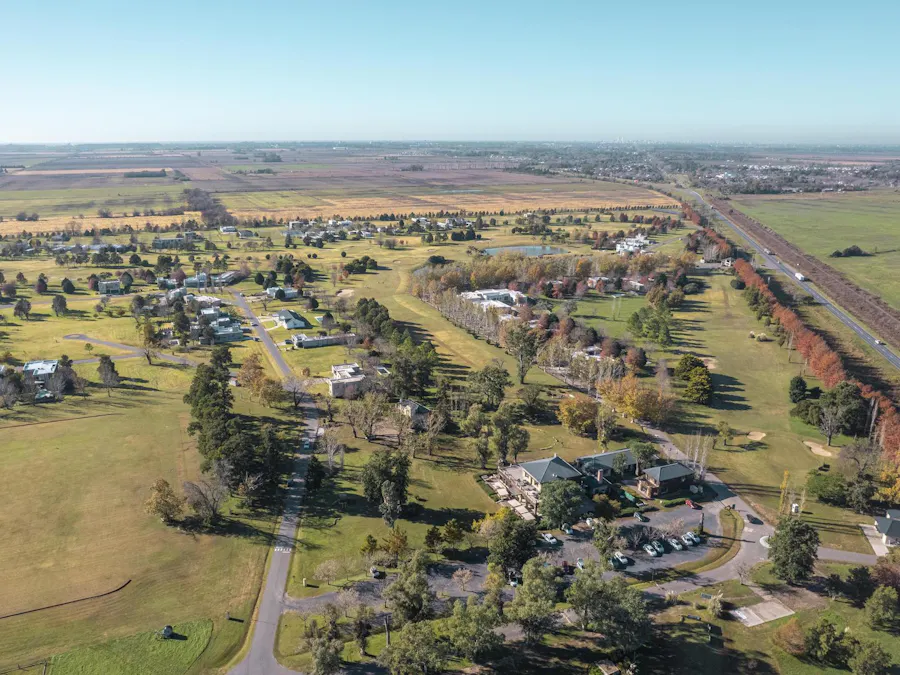 Terreno central con amenities en el mejor Country de Ibarlucea, La Rinconada - Imagen 1 de 32