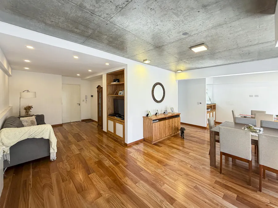 Departamento de 3 dormitorios con radiadores, 2 cocheras y terraza exclusiva con parrilla - Imagen 1 de 24